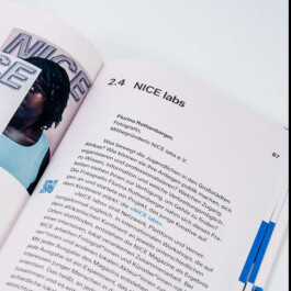 Serve and Volley is a Cologne-based graphic and interaction design studio by Klaus Neuburg and Simon Roth.