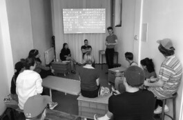 Serve and Volley is a Cologne-based graphic and interaction design studio by Klaus Neuburg and Simon Roth.